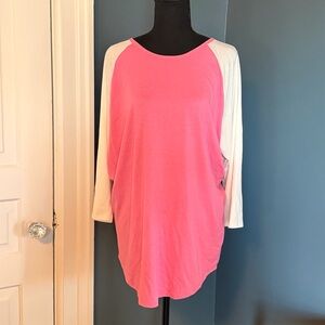 🎀 LuLaRoe Randy Baseball Tee